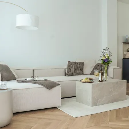 Townhouse Mit Sauna, Terrasse 펜션 *